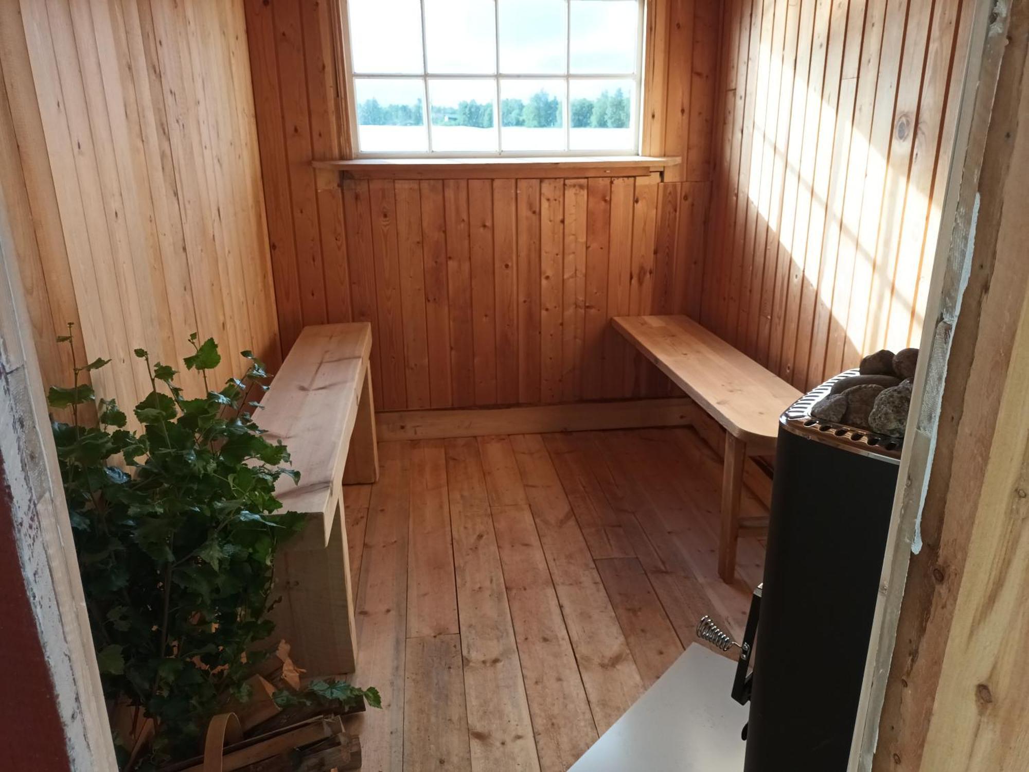 Charmig Gard Med Bastu, Strandtomt Och Utedusch I Naturskoent Omrade 스베그 외부 사진